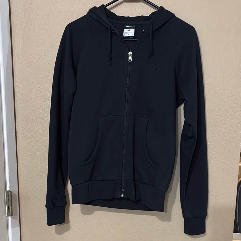 Black Women’s Nike Zip-Up Hoodie
